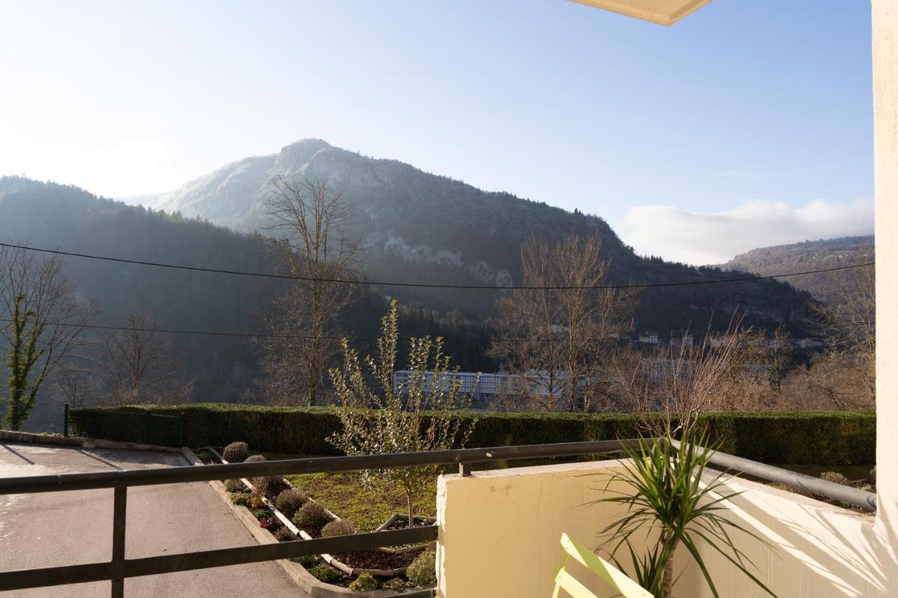 Ferienwohnung Kasa Jura - Au Coeur Des Monts Saint-Claude Exterior foto